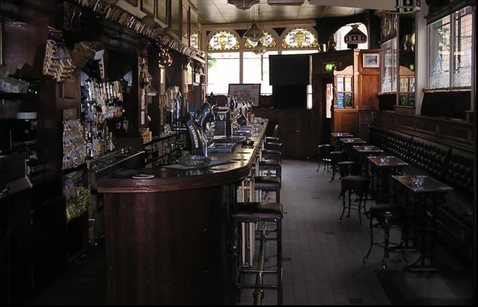 bar
